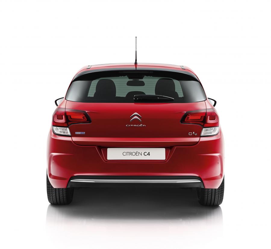  Citroen C4 2015 года  (фото 25 из 30)